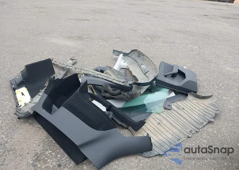 2021 Tesla Model Y Long Range Dual Motor All-Wheel Drive из США, поврежденный, VIN 5YJYGDEE9MF070422